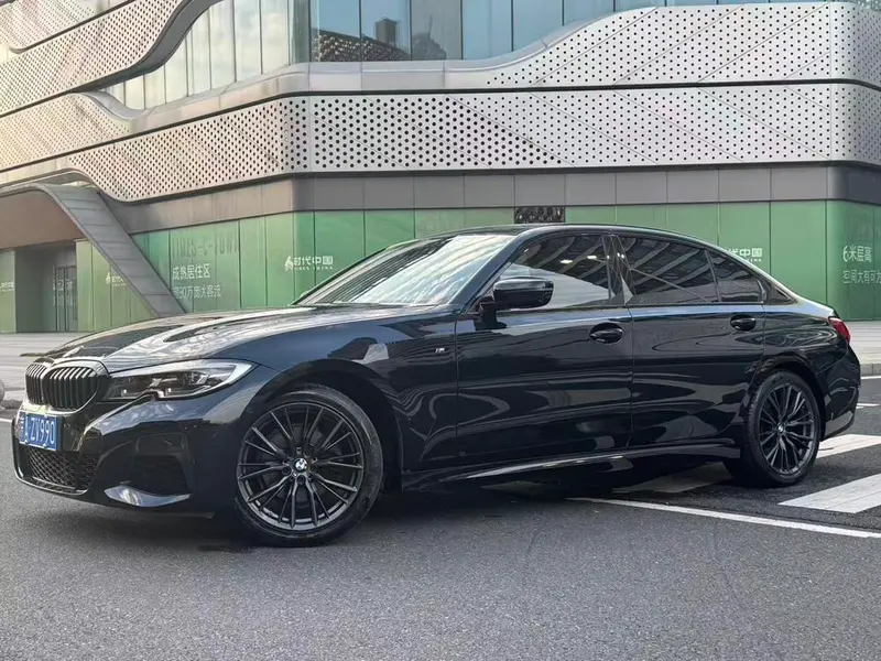 BMW 3-Series, 2020