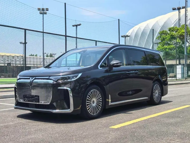 Voyah Dreamer PHEV, 2025