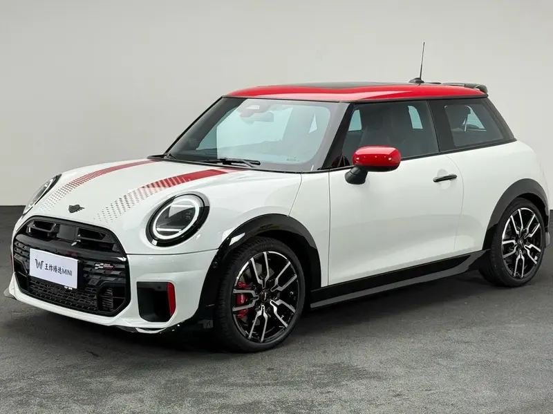 MINI JCW, 2025