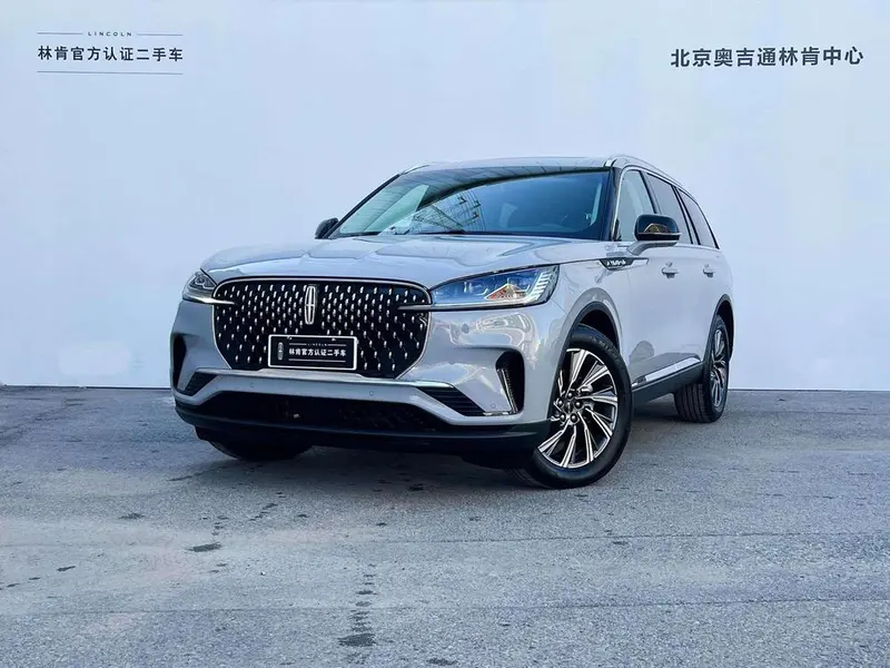 Lincoln Aviator, 2024