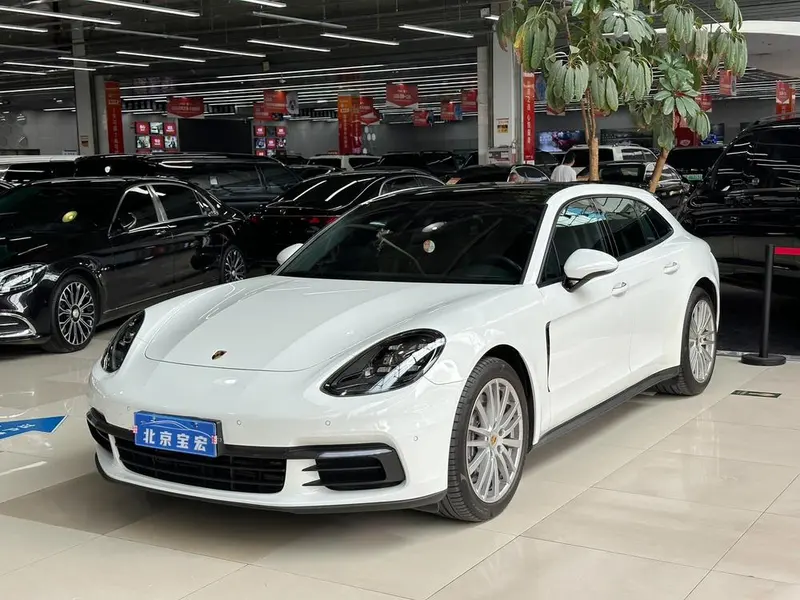 Porsche Panamera, 2017