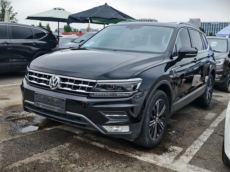 Volkswagen Tiguan L, 2018