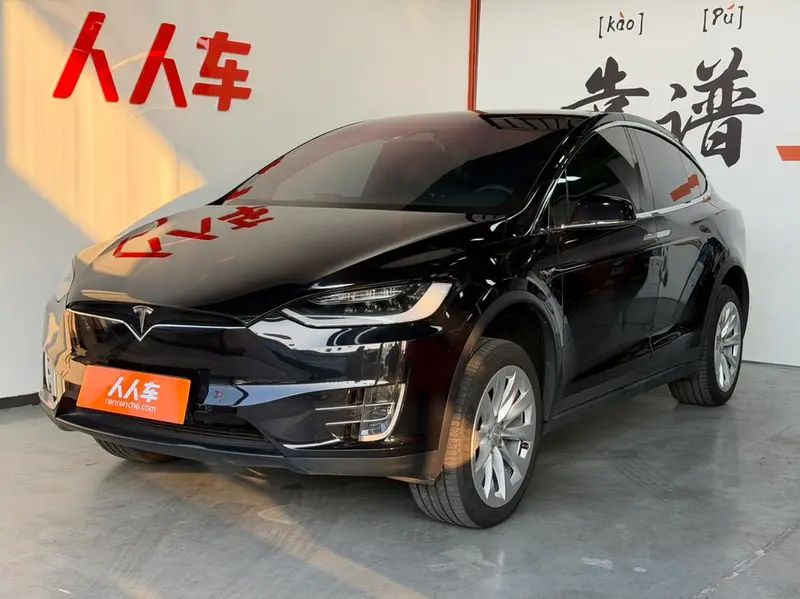 Tesla Model X, 2016