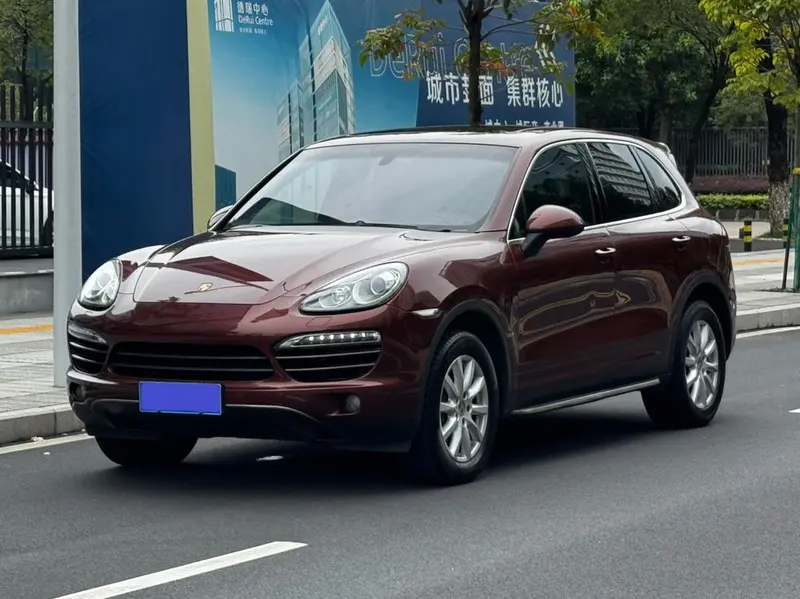 Porsche Cayenne, 2011