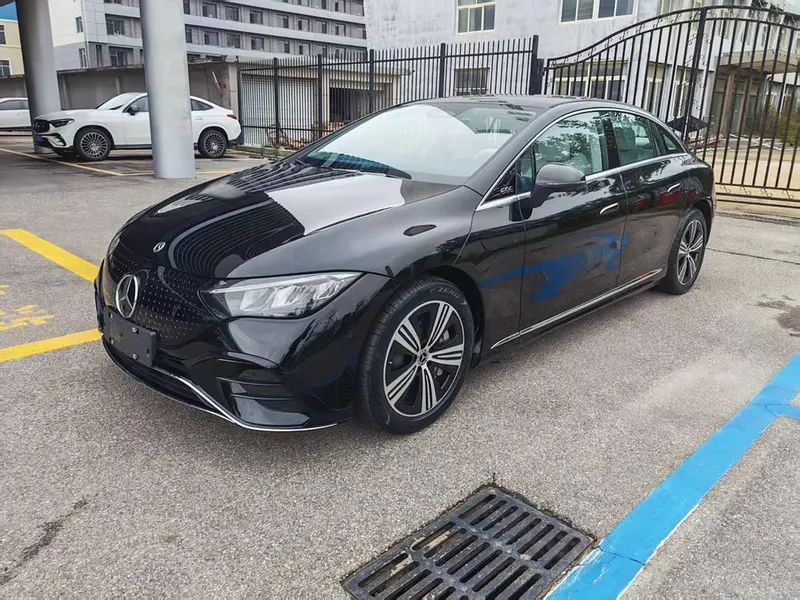 Mercedes-Benz EQE, 2025