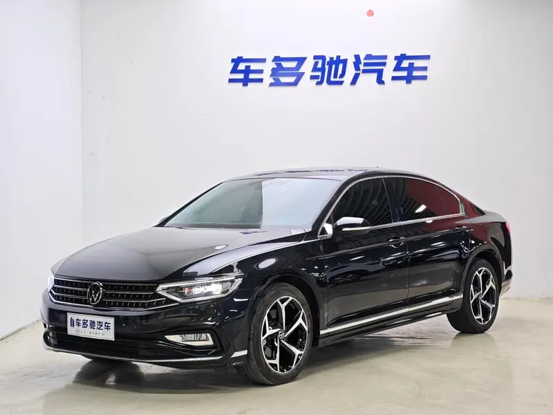 Volkswagen Magotan, 2025