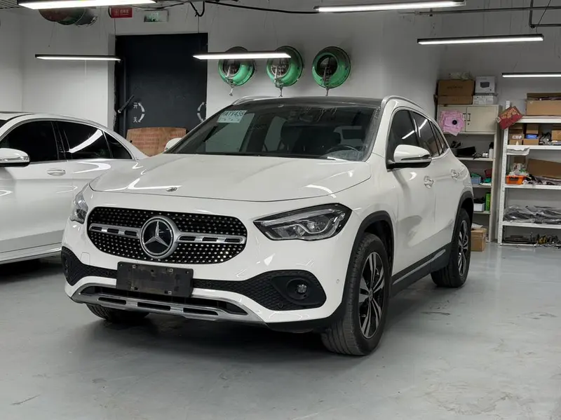 Mercedes-Benz GLA, 2020