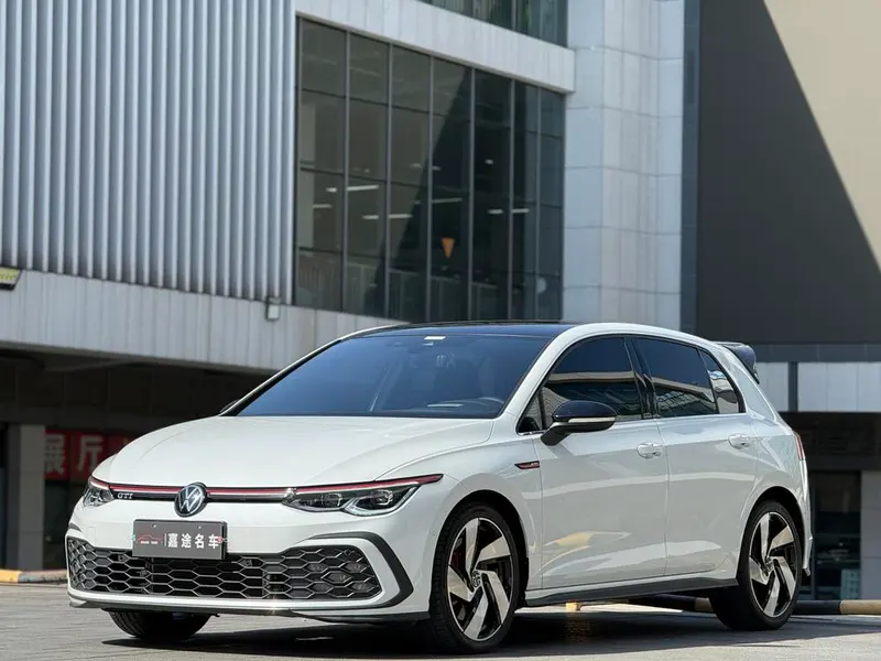 Volkswagen Golf GTI, 2023