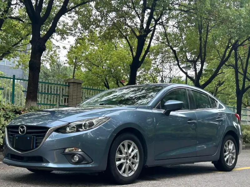 Mazda 3 Axela, 2014