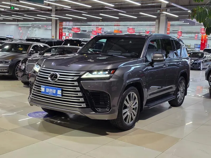 Lexus LX, 2023