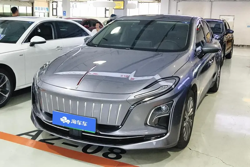 Hongqi E-QM5, 2024