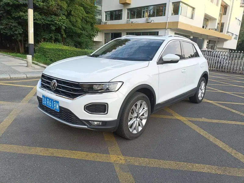 Volkswagen T-Roc, 2022