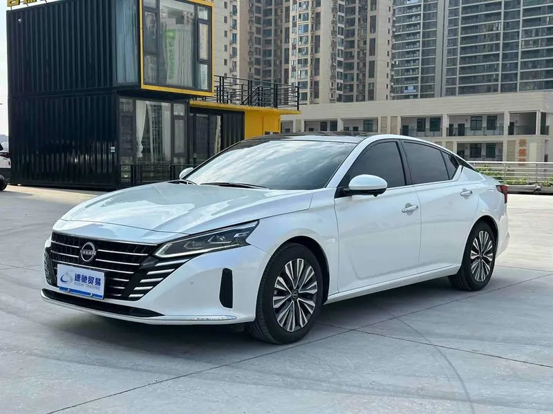 Nissan Teana, 2025