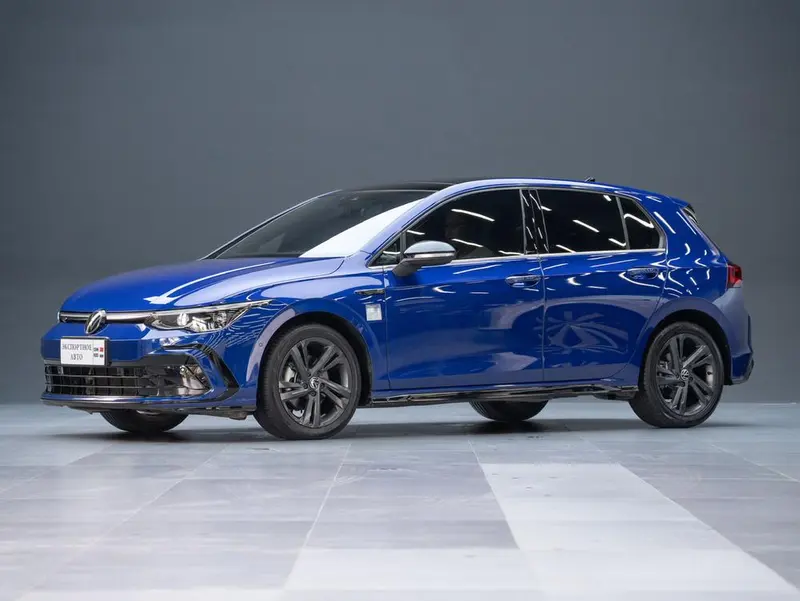 Volkswagen Golf, 2022