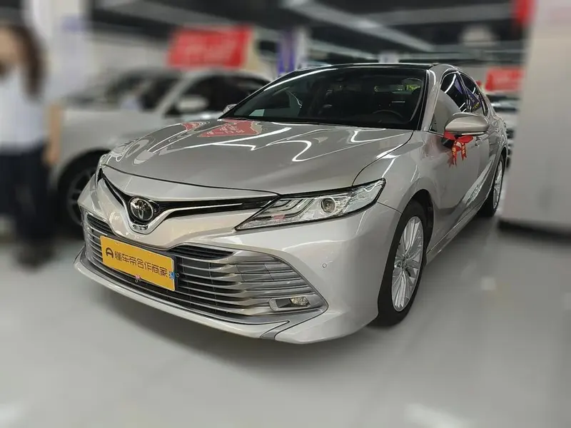 Toyota Camry, 2019