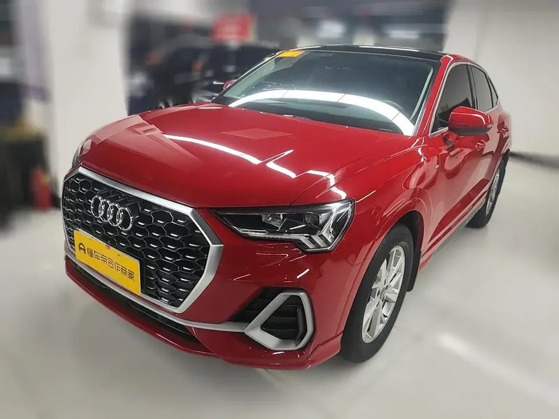 Audi Q3 Sportback, 2020