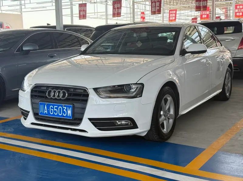 Audi A4L, 2015