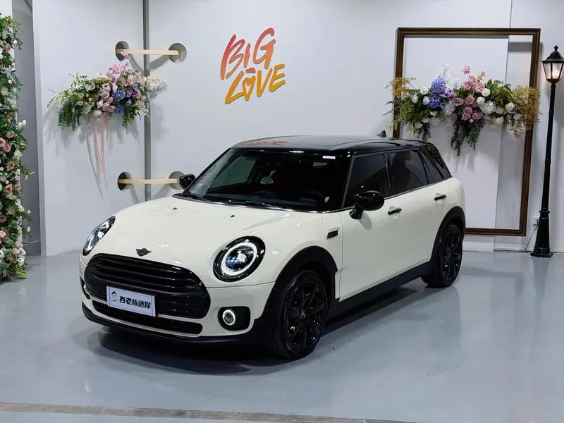 MINI CLUBMAN, 2023
