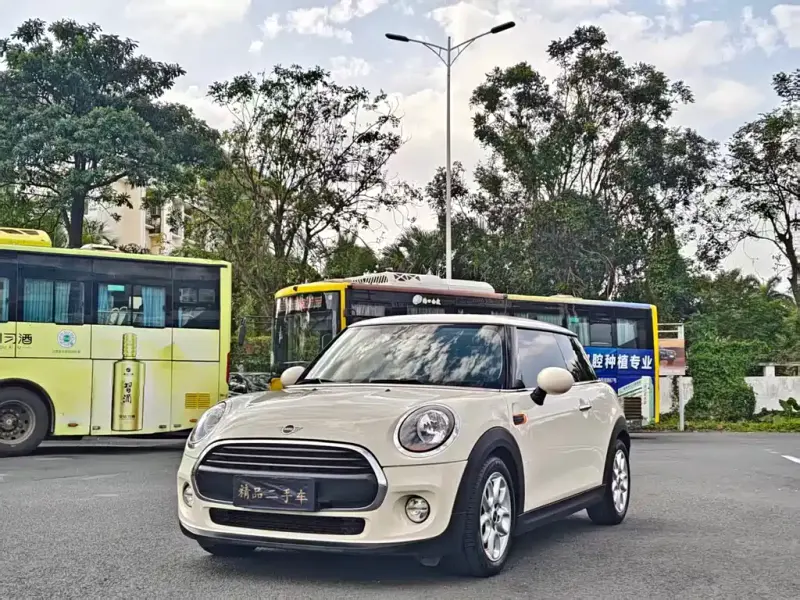 MINI Mini, 2019
