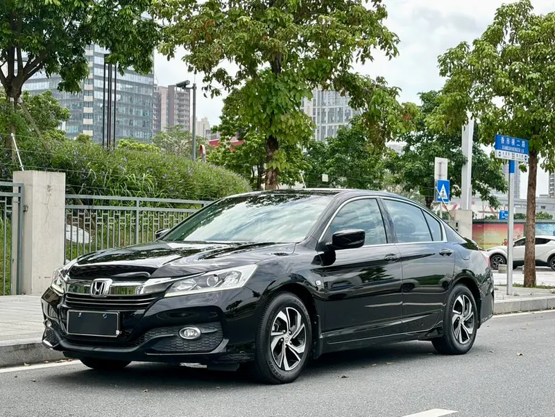 Honda Accord, 2016
