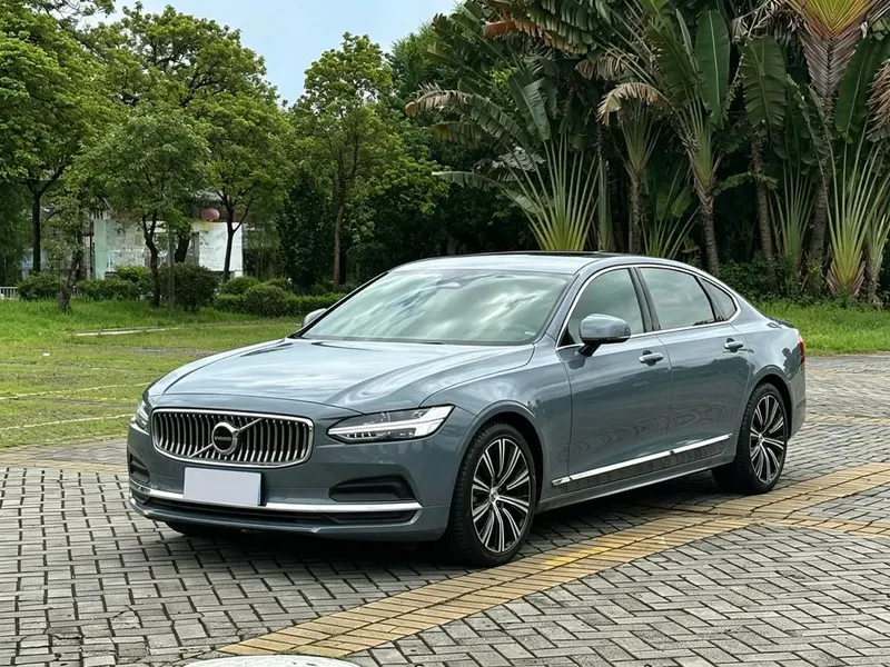 Volvo S90, 2022