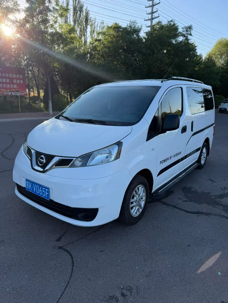 Nissan NV200, 2014