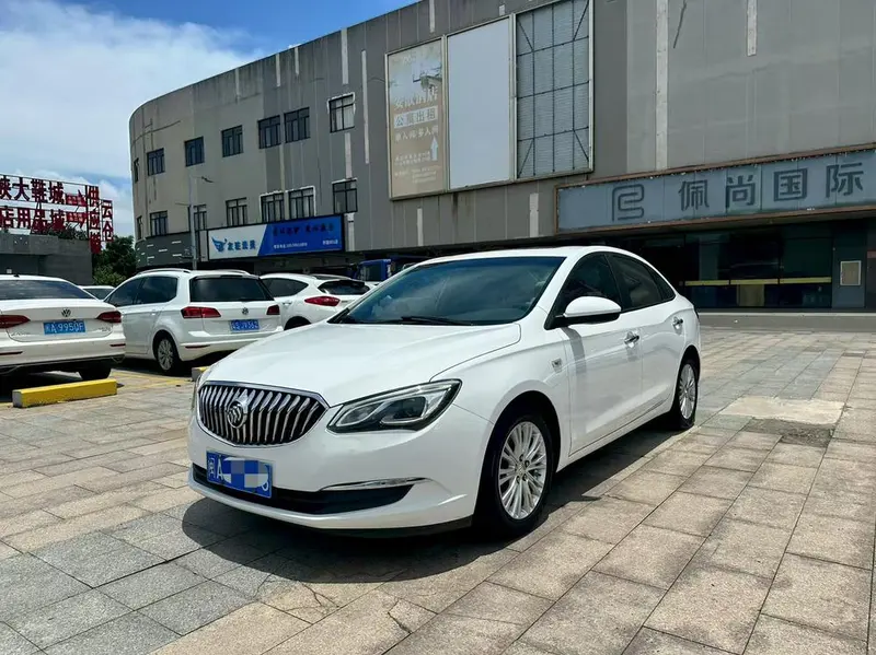 Buick Excelle, 2017