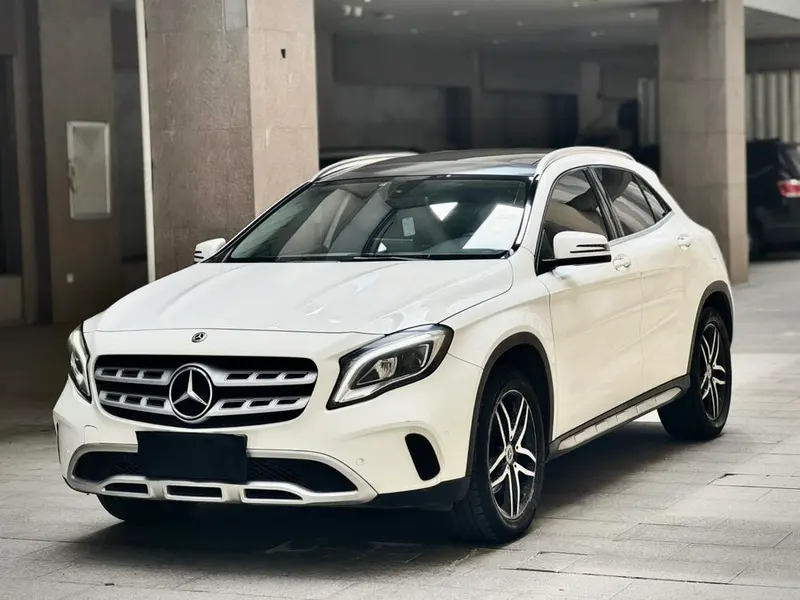 Mercedes-Benz GLA, 2017