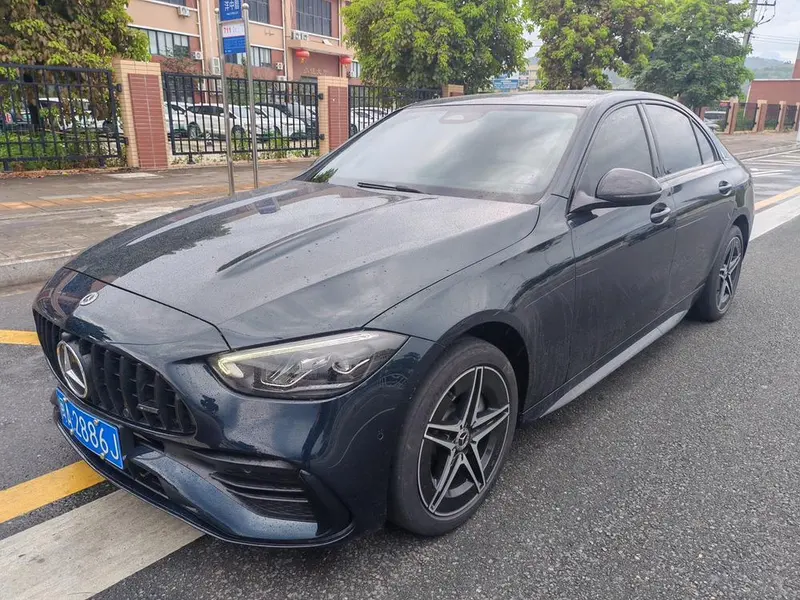 Mercedes-Benz C-Class, 2024