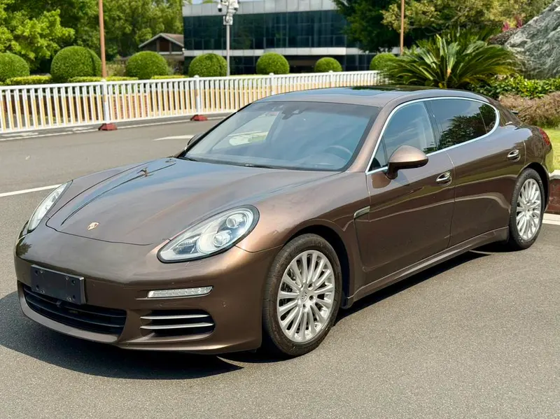 Porsche Panamera, 2014