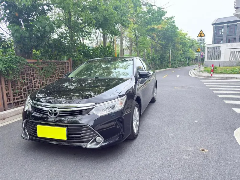 Toyota Camry, 2016