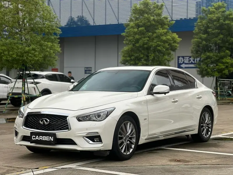 Infiniti Q50L, 2018