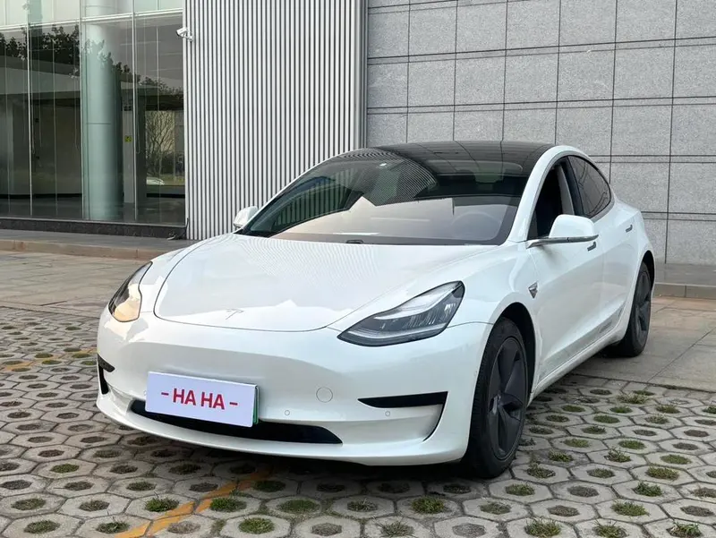 Tesla Model 3, 2020