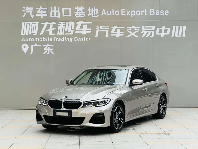 BMW 3-Series, 2022