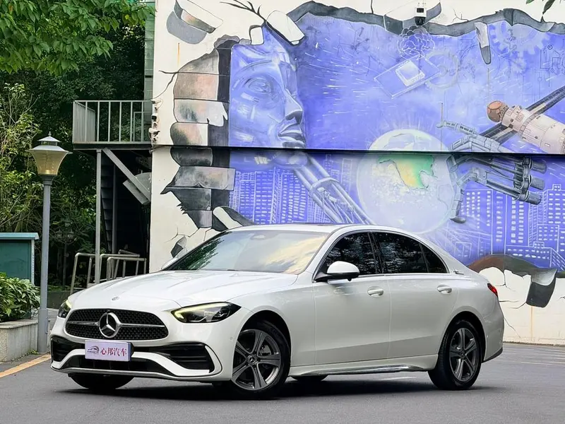 Mercedes-Benz C-Class, 2022