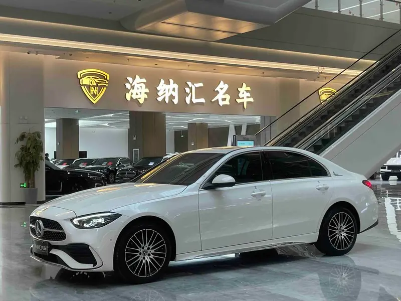 Mercedes-Benz C-Class, 2024