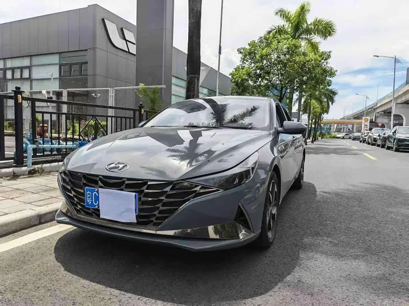 Hyundai Elantra, 2021