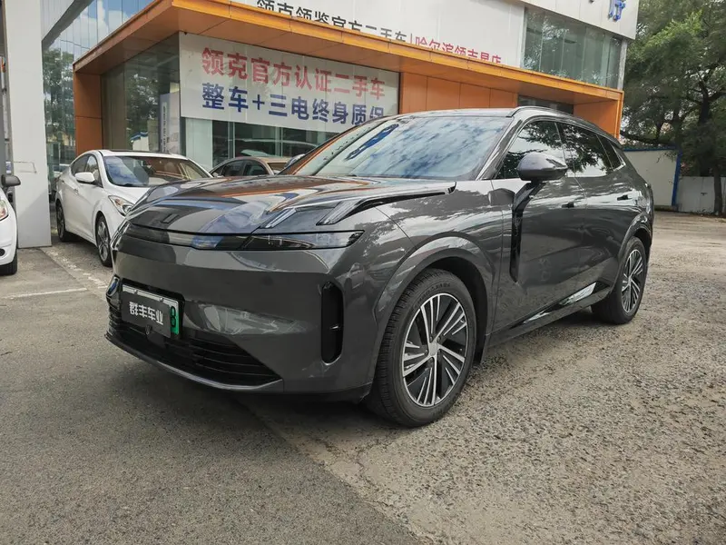 Lynk & Co 08 EM-P, 2023