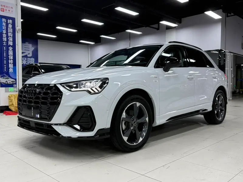 Audi Q3, 2022