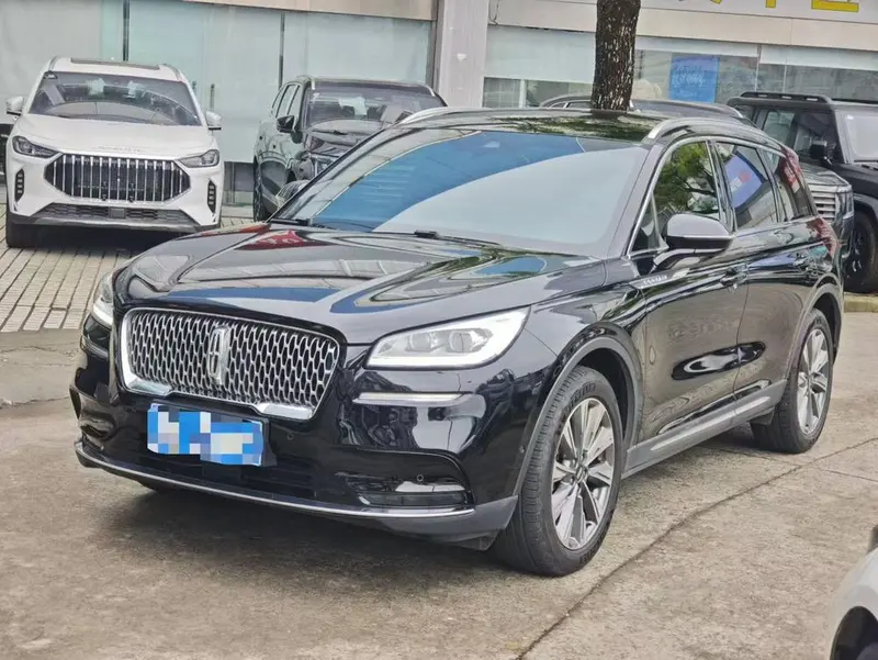 Lincoln Corsair, 2020
