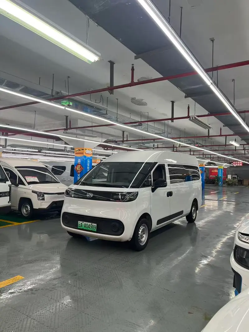 Maxus Darna V1, 2025