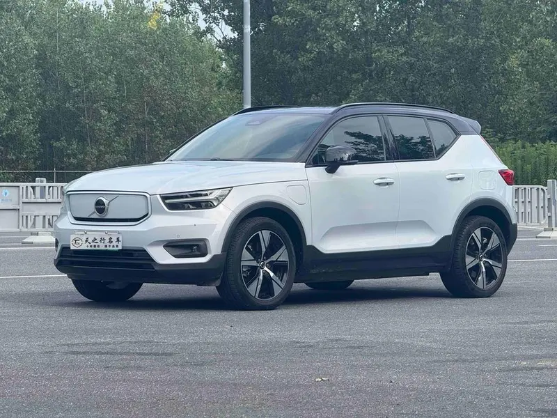 Volvo XC40 EV, 2021