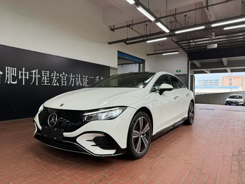 Mercedes-Benz EQE, 2025