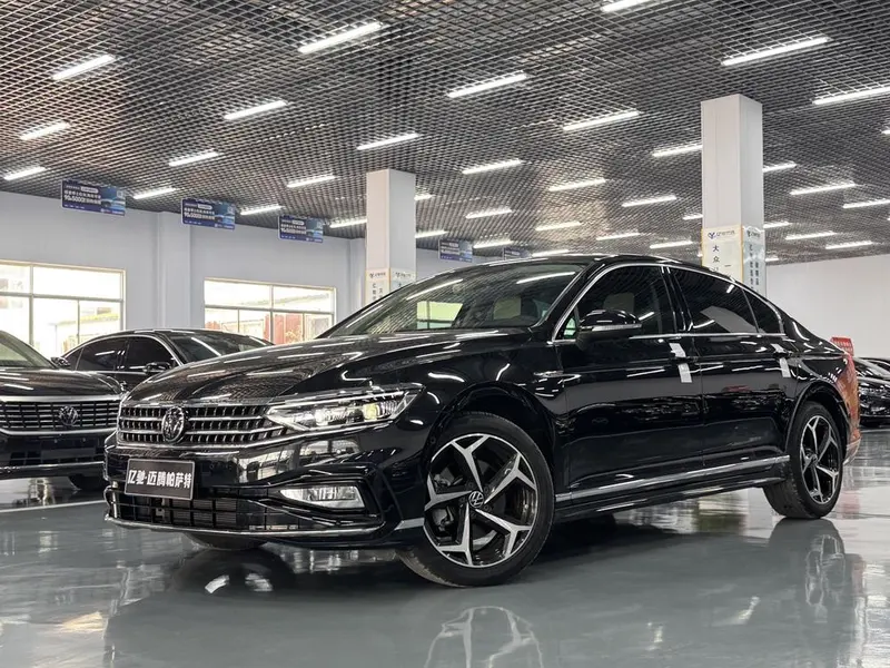 Volkswagen Magotan, 2023