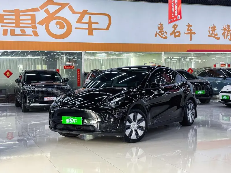 Tesla Model Y, 2023