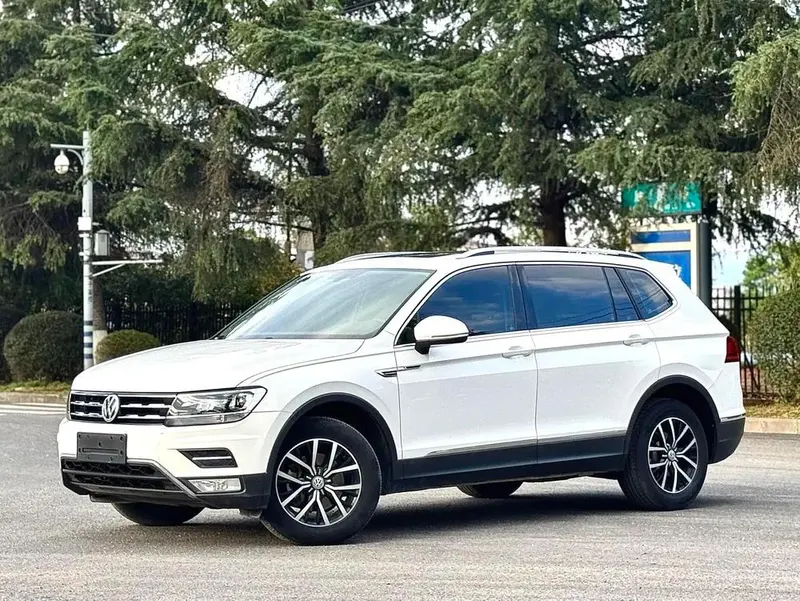 Volkswagen Tiguan L, 2018