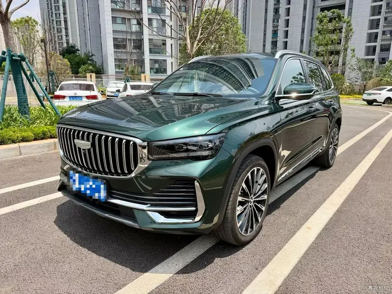 Geely Xingyue L, 2025