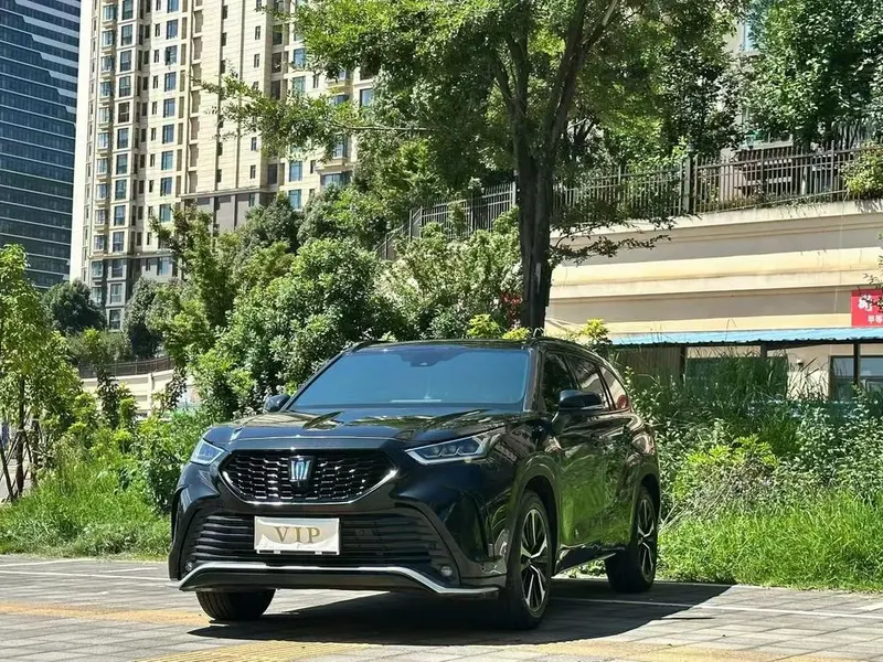 Toyota Crown Kluger, 2021