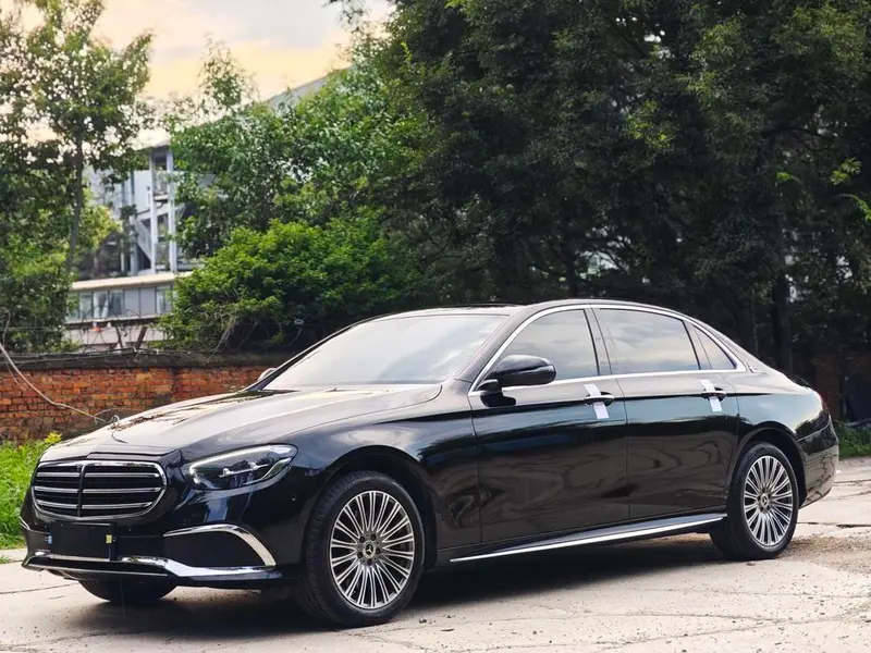 Mercedes-Benz E-Class, 2022