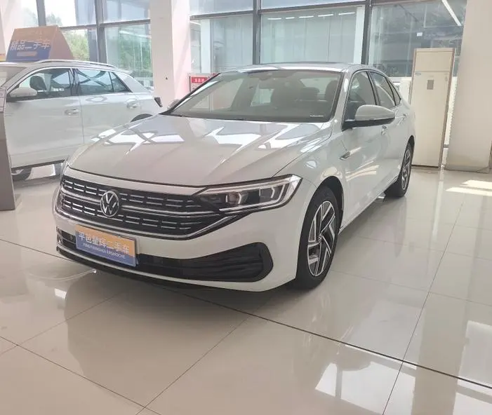 Volkswagen Sagitar, 2023